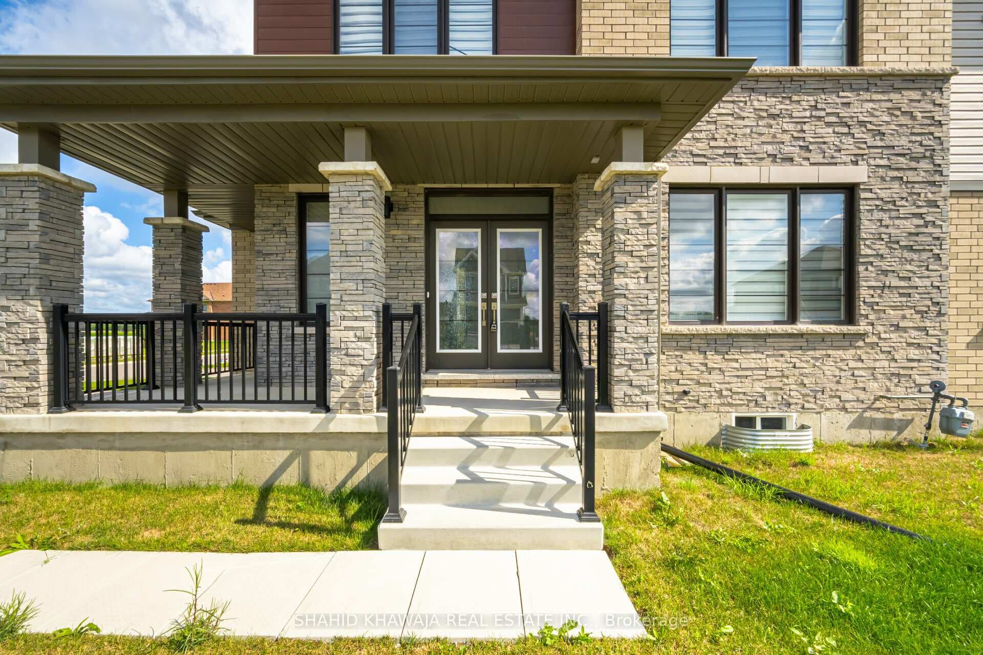 129 Explorer Way photo 3