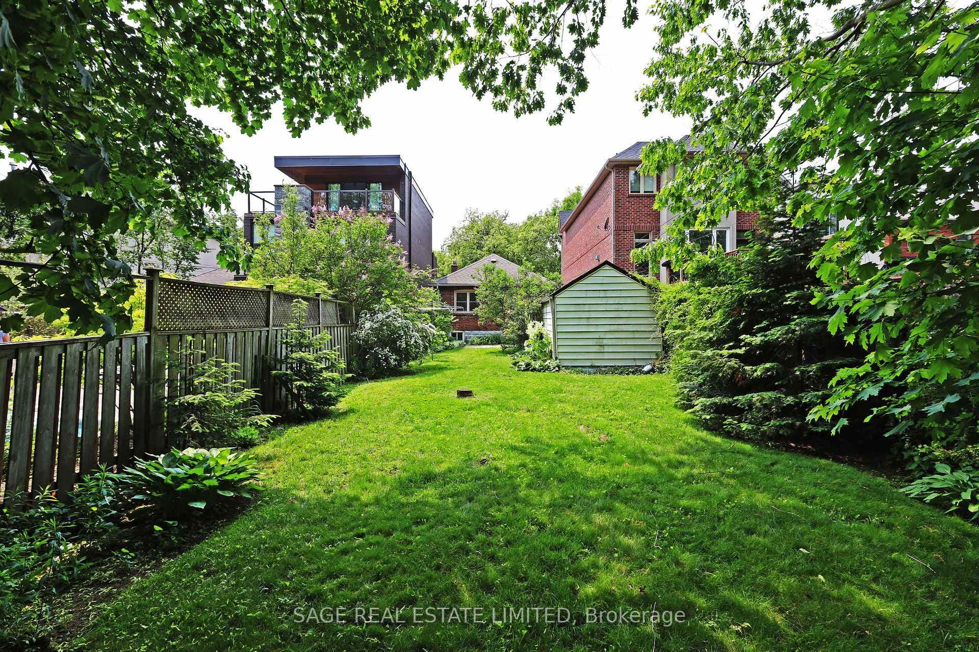 61 Banff Road photo 32