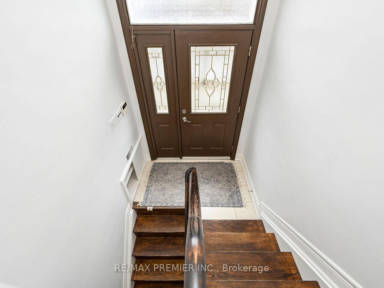 9 Templar Drive photo 27