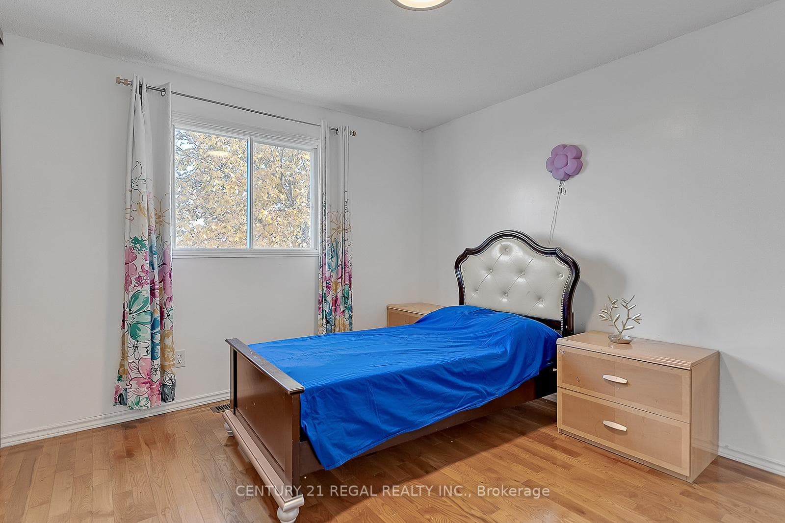 28 Upland Drive photo 32
