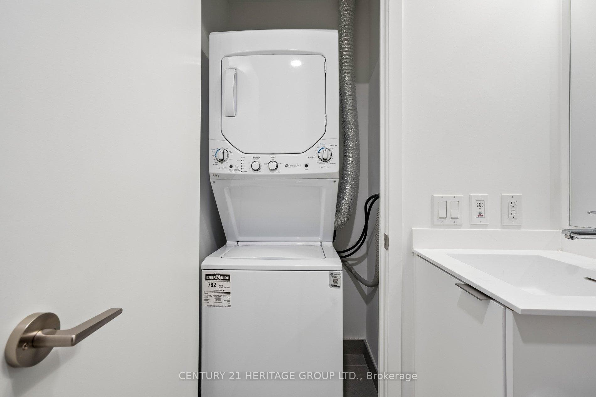 20 Deans Drive Unit 313 photo 42