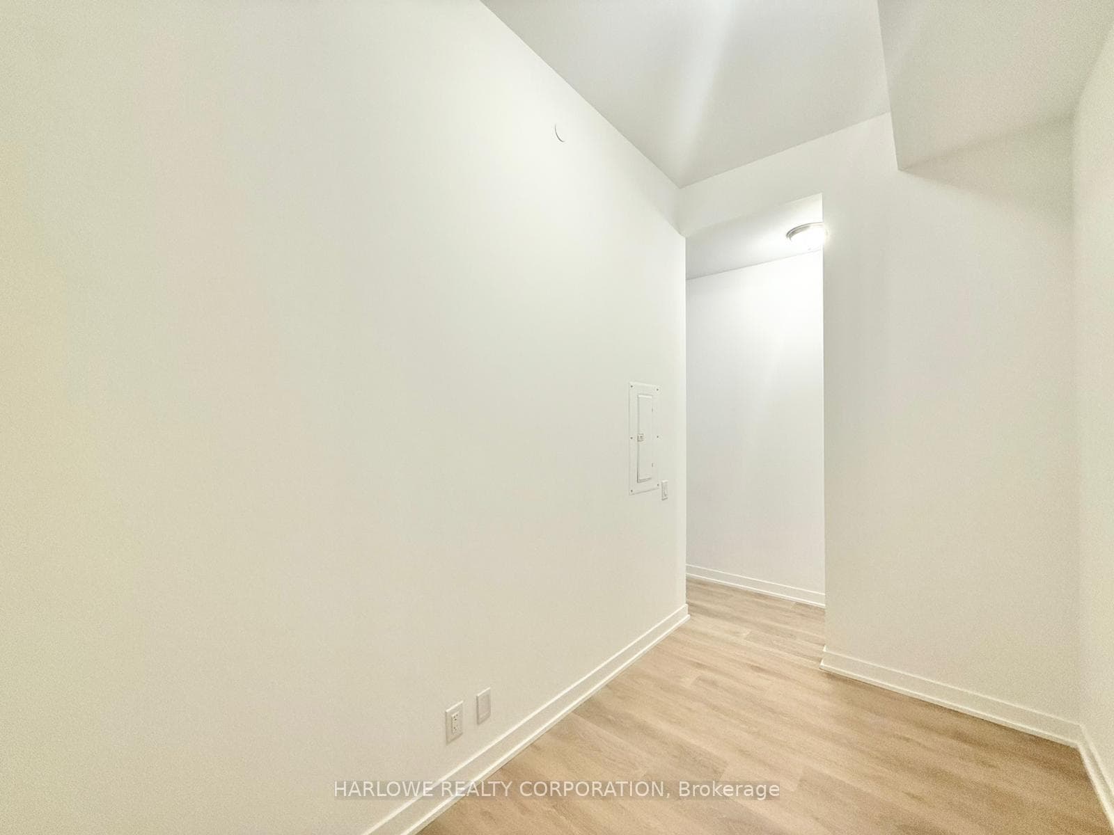 2 Manderley Drive Unit 101 photo 8