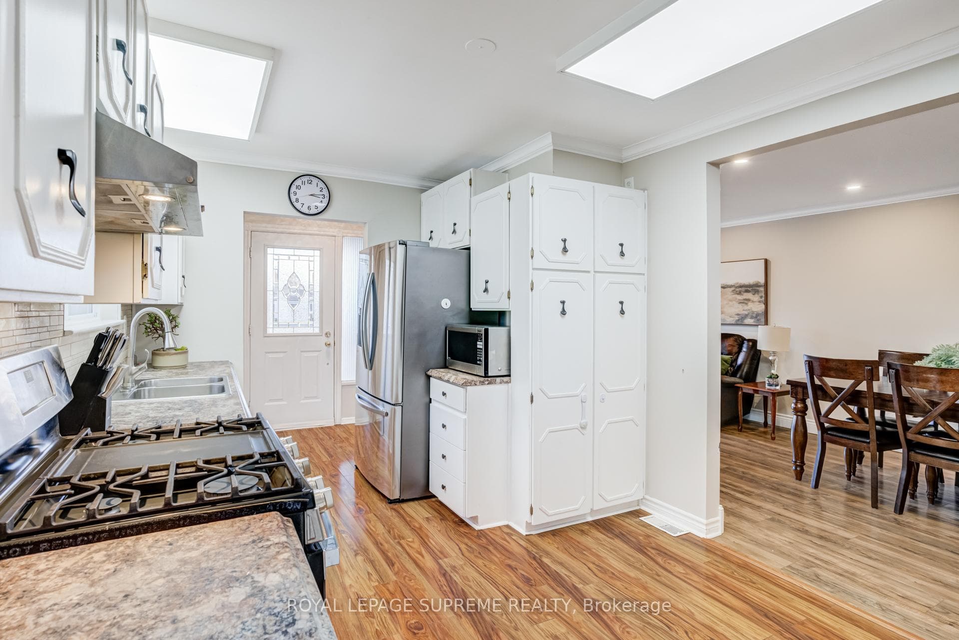 2540 Constable Road photo 8
