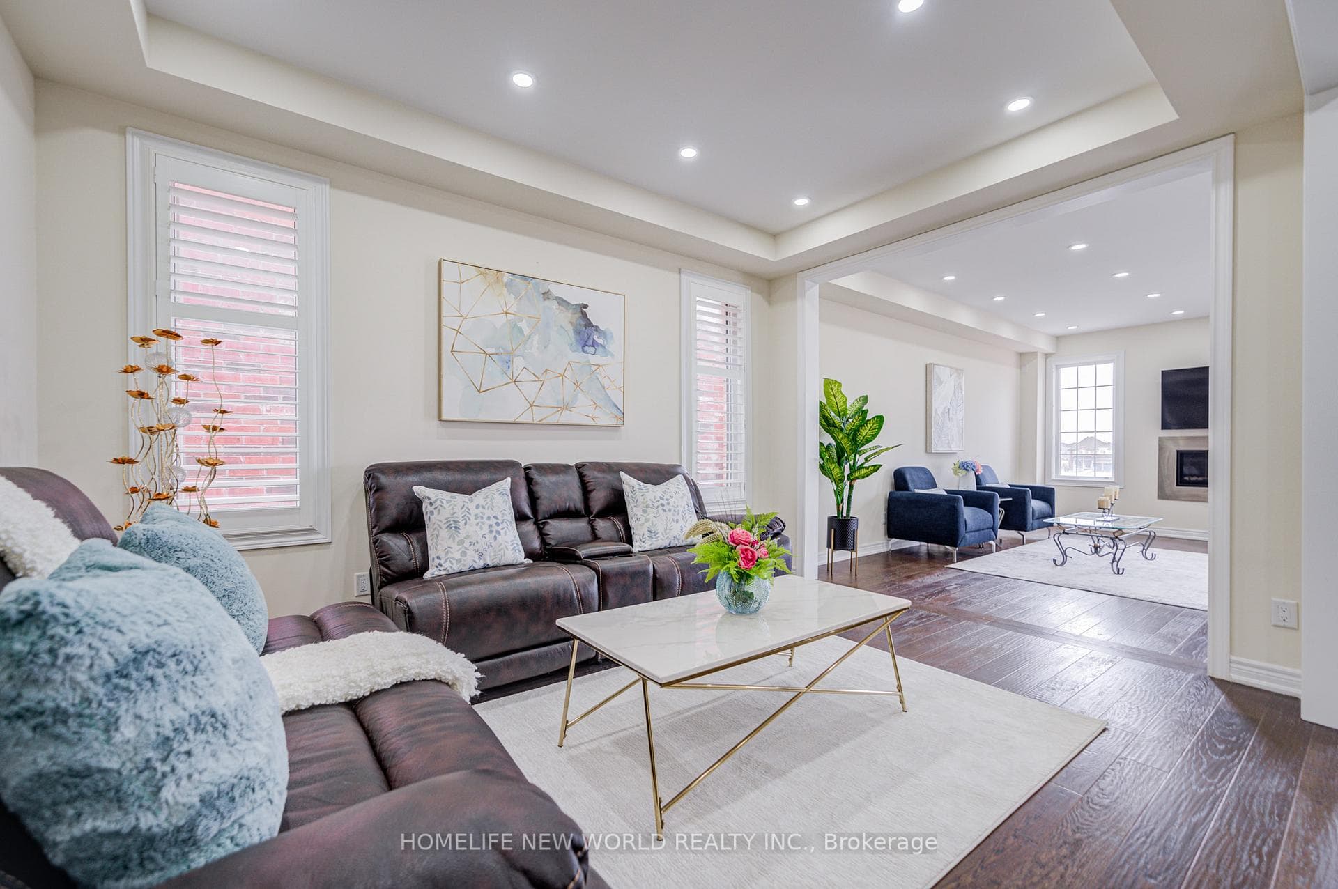 88 Roth Street photo 7