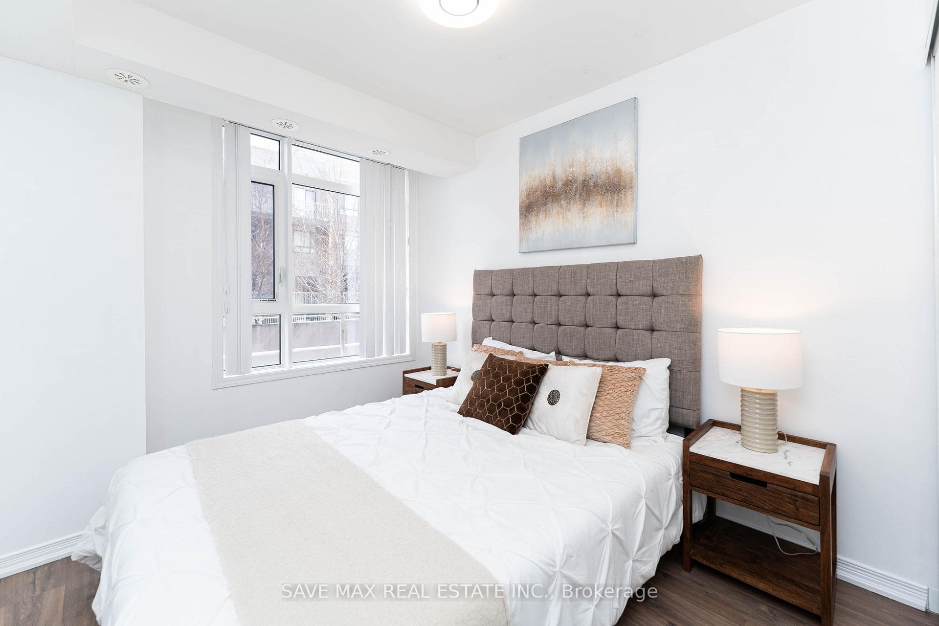 90 Orchid Place Drive Unit 204 photo 13