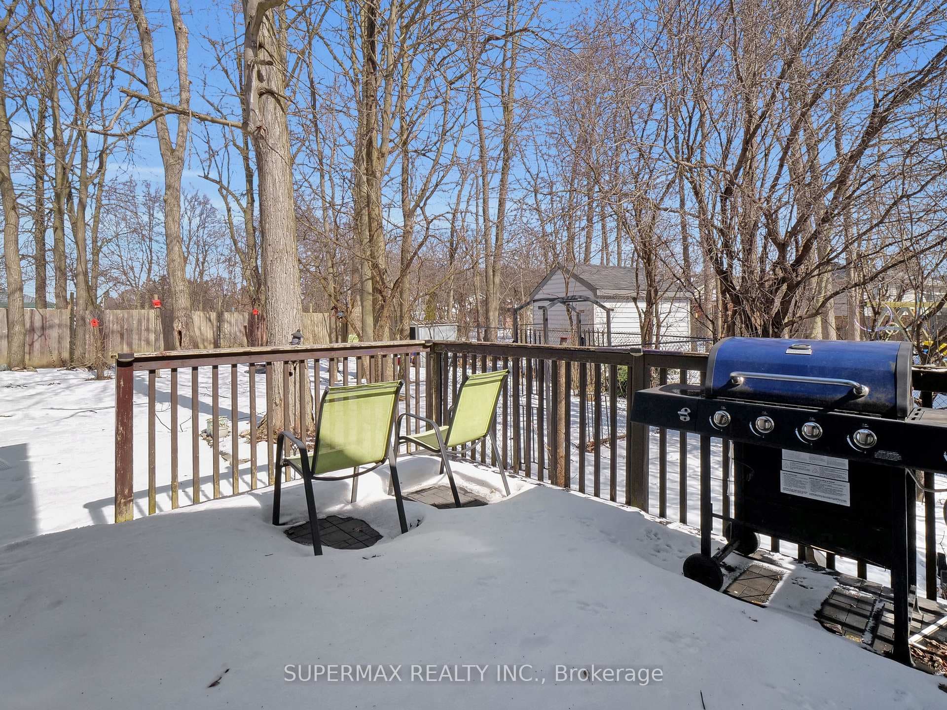 526 Talltree Crescent photo 40