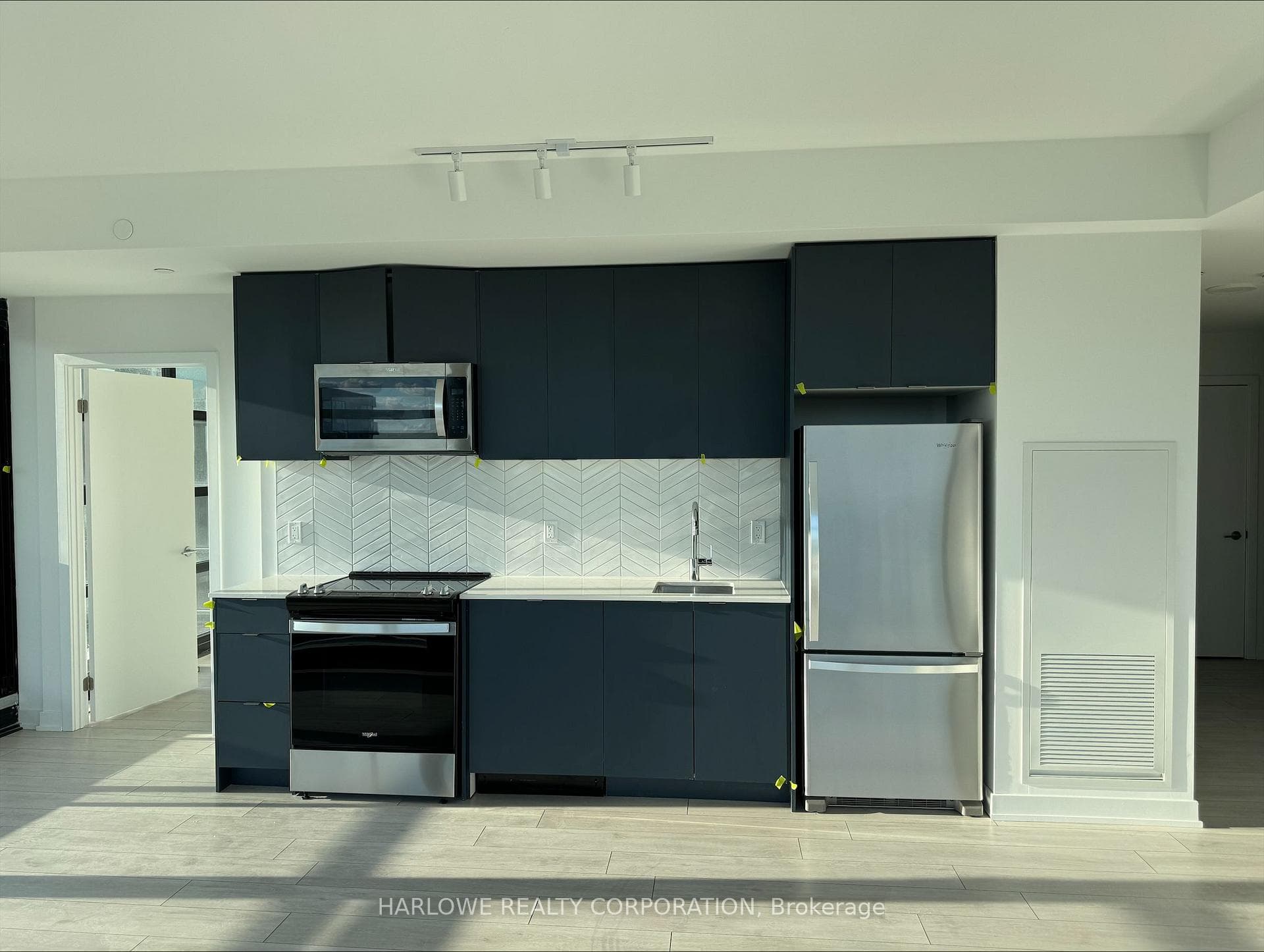 1606 Charles Street Unit 907 A photo 1