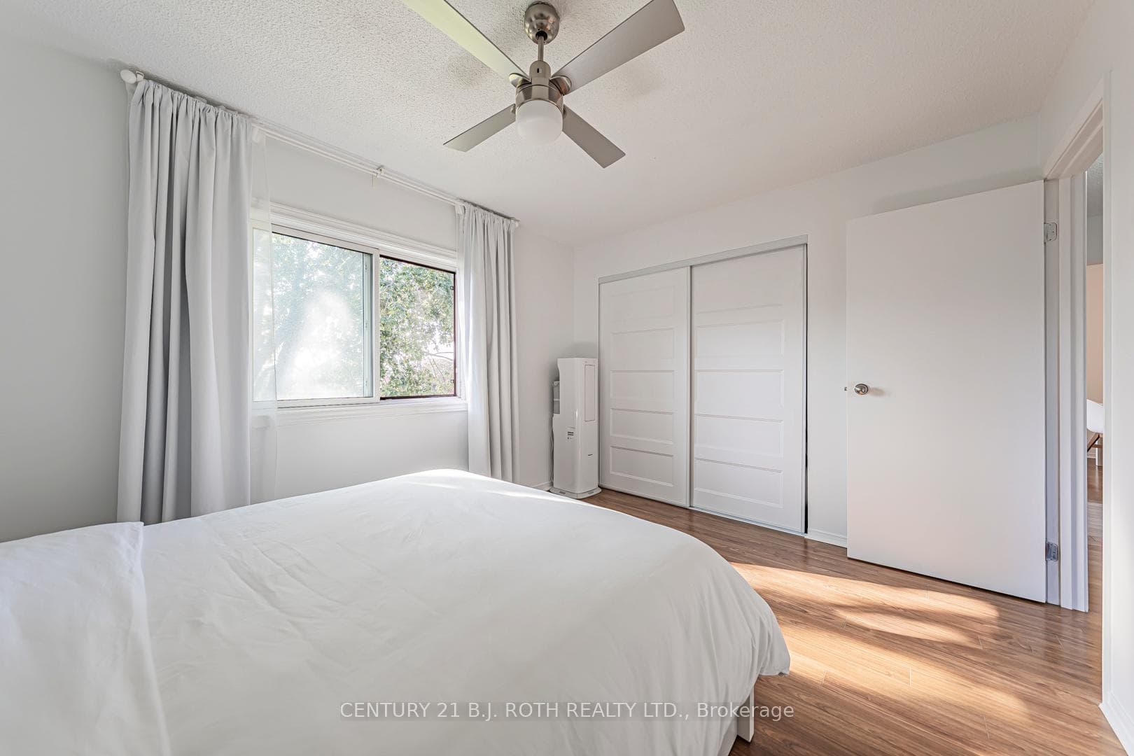 147 EDGEHILL Drive Unit G10 photo 19