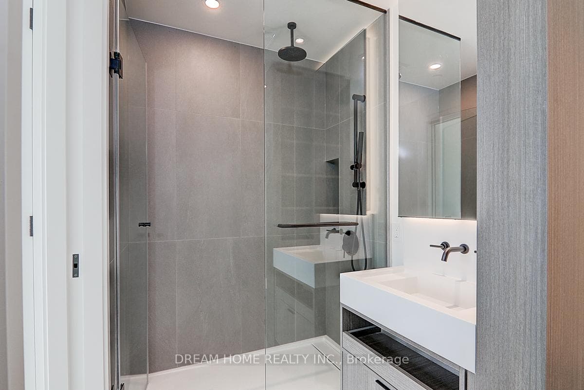 55 Charles Street Unit 3002 photo 41