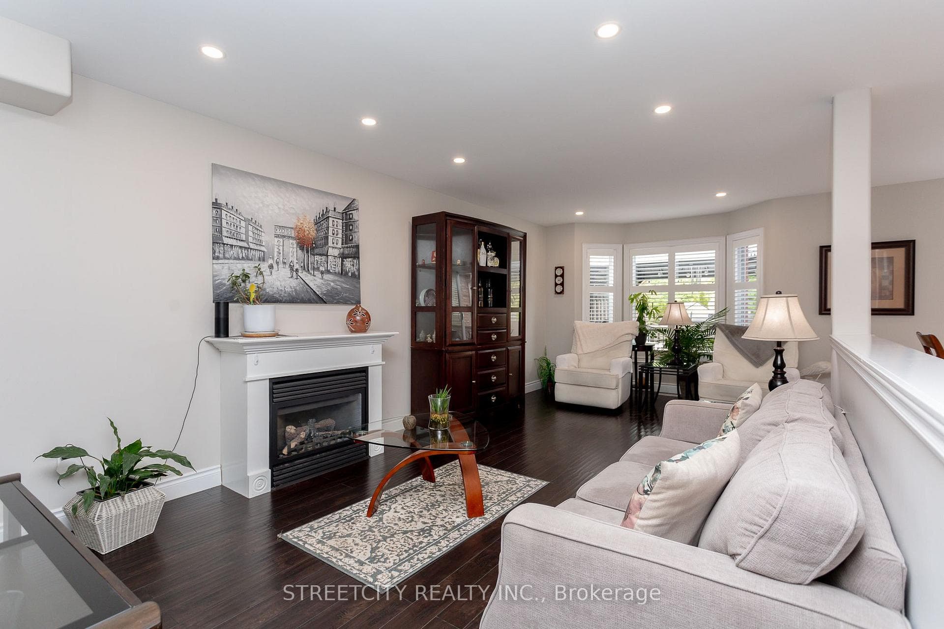 907 Garibaldi Avenue photo 6