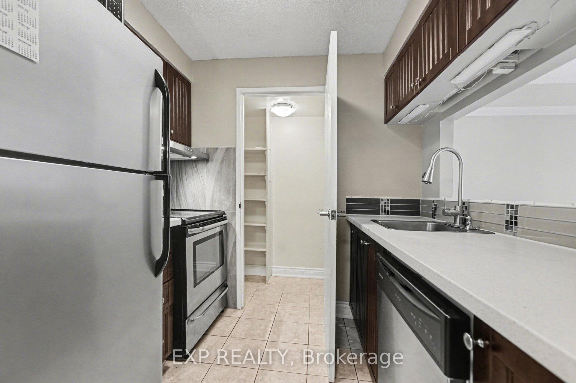 80 Sandcastle Drive Unit 404 photo 10