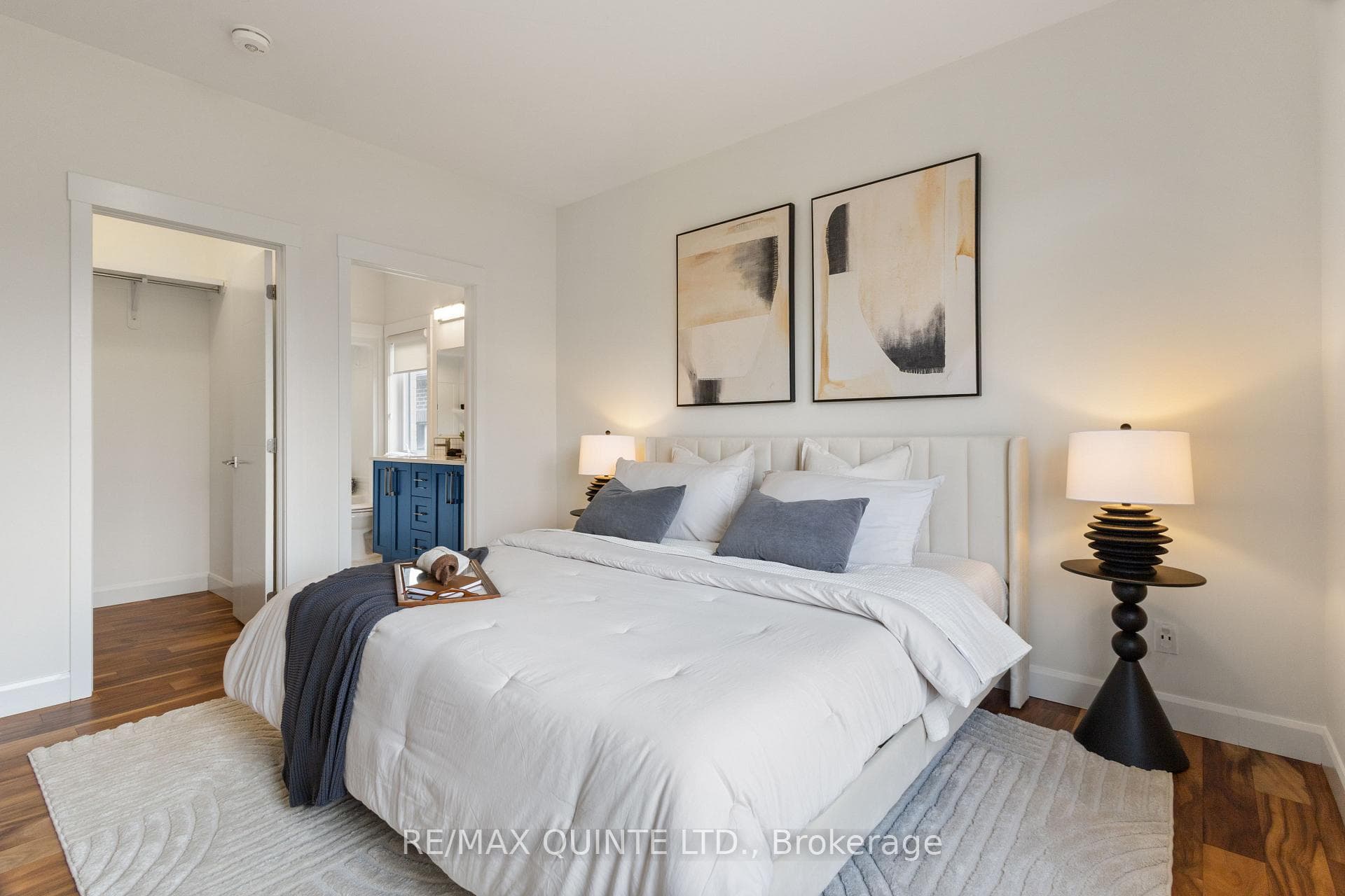 84 Dewal Place photo 35