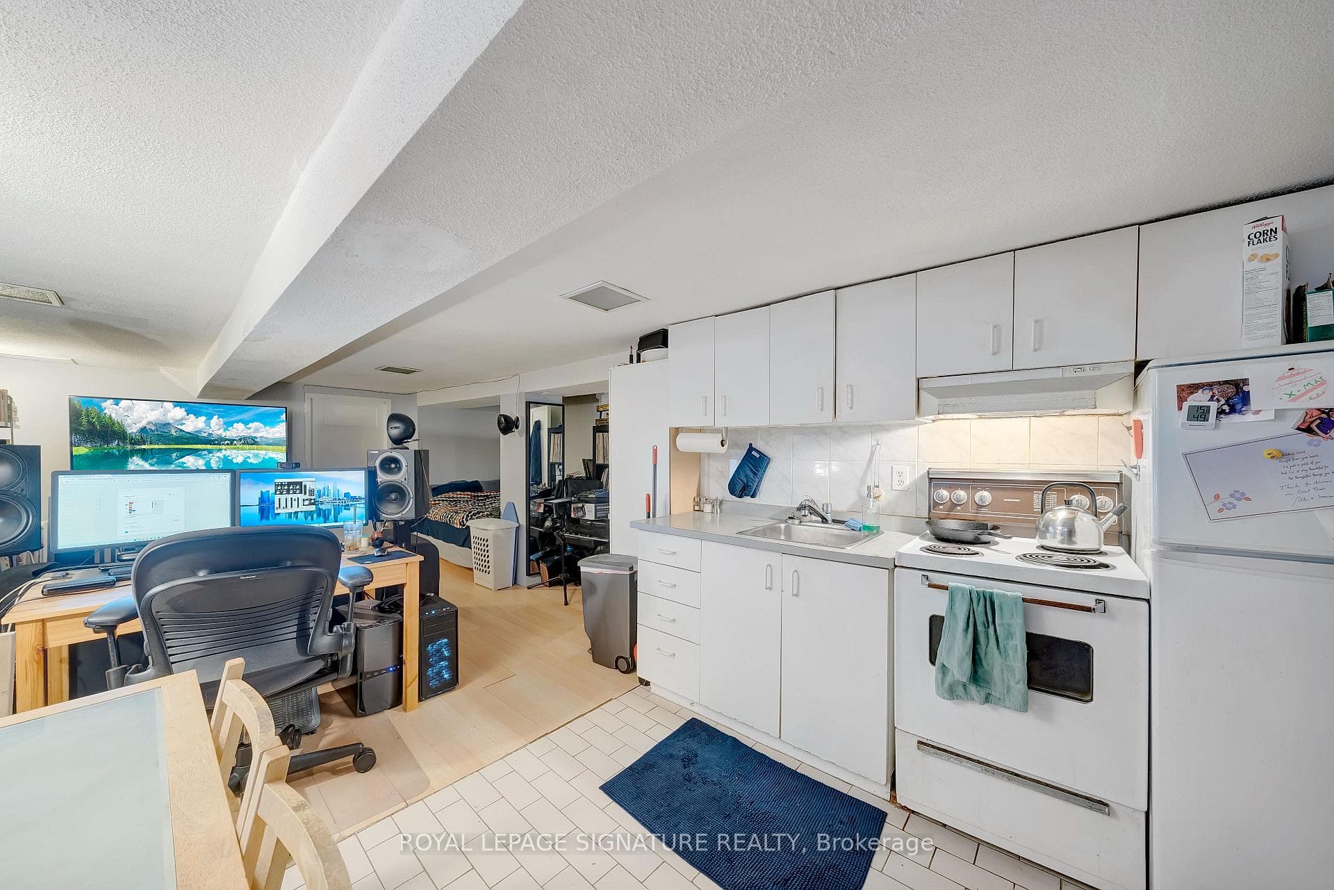 599 Euclid Avenue photo 25