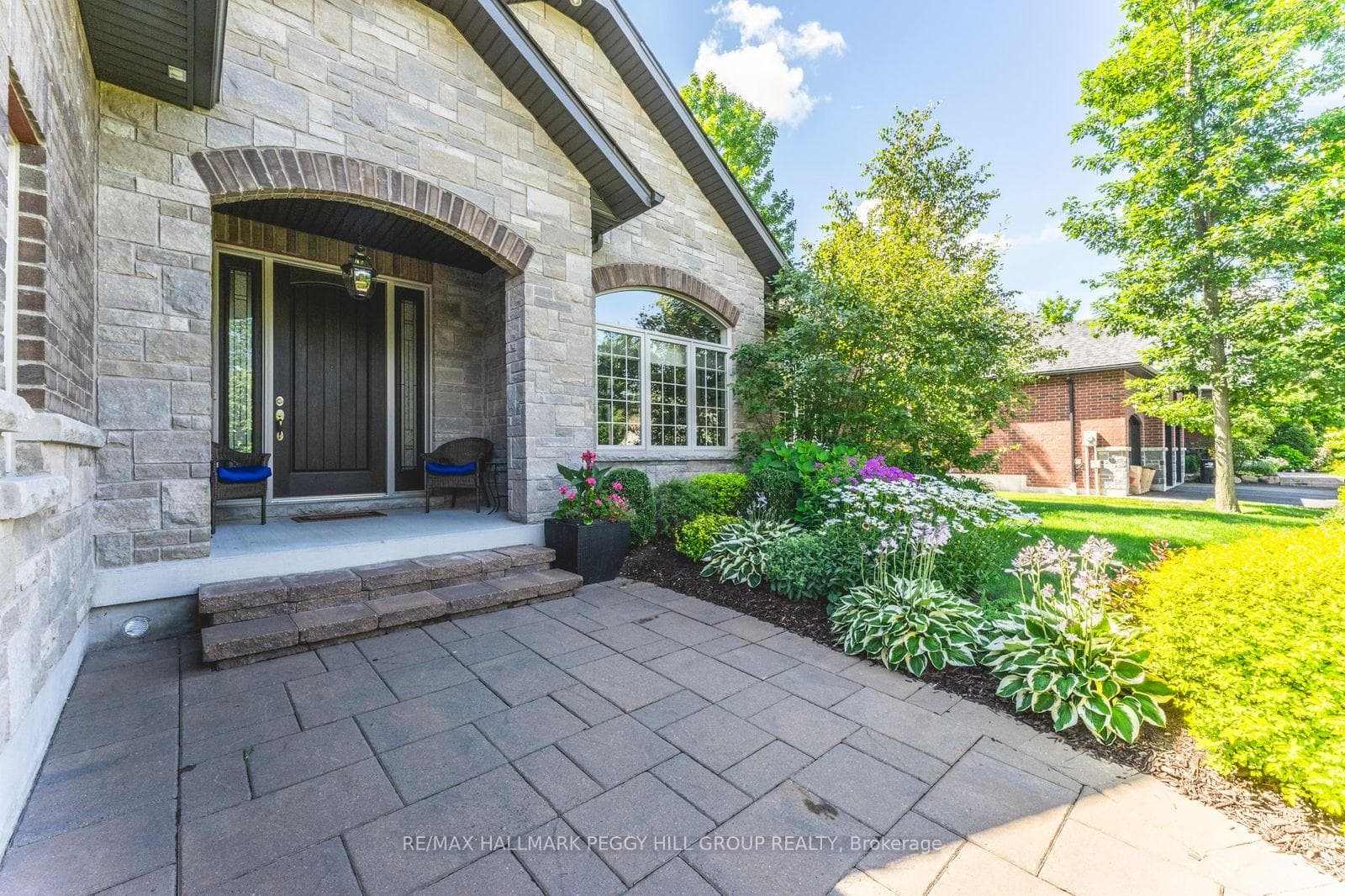 126 Mennill Drive photo 25