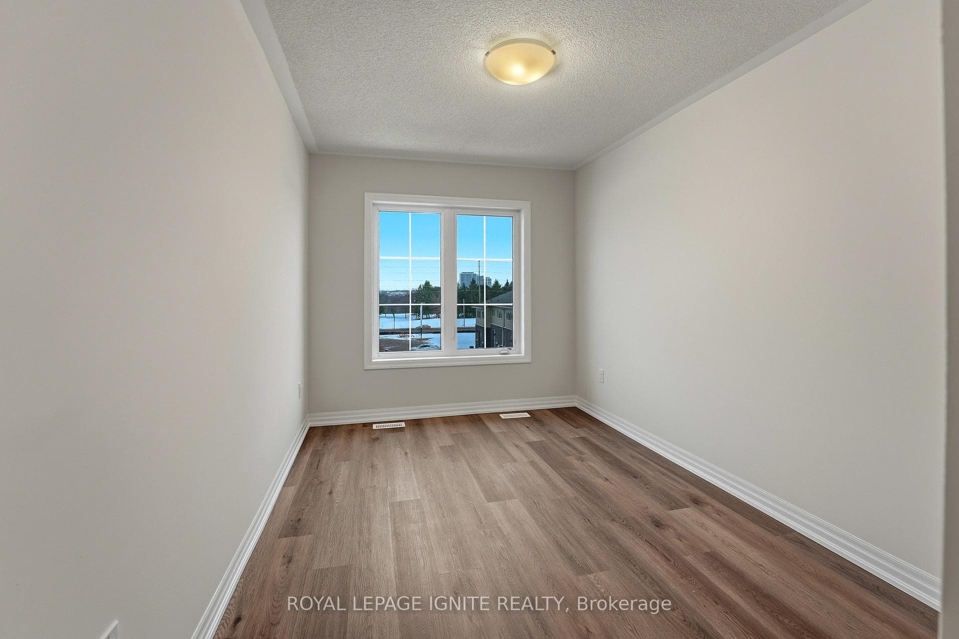 2410 Bushnell Street photo 19