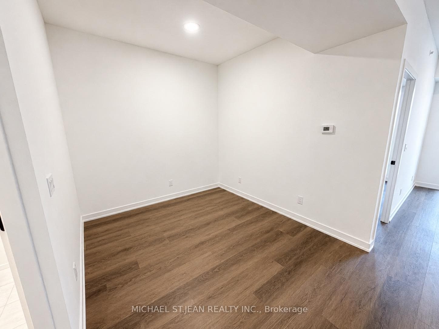 33 Erie Avenue Unit 1015 photo 8