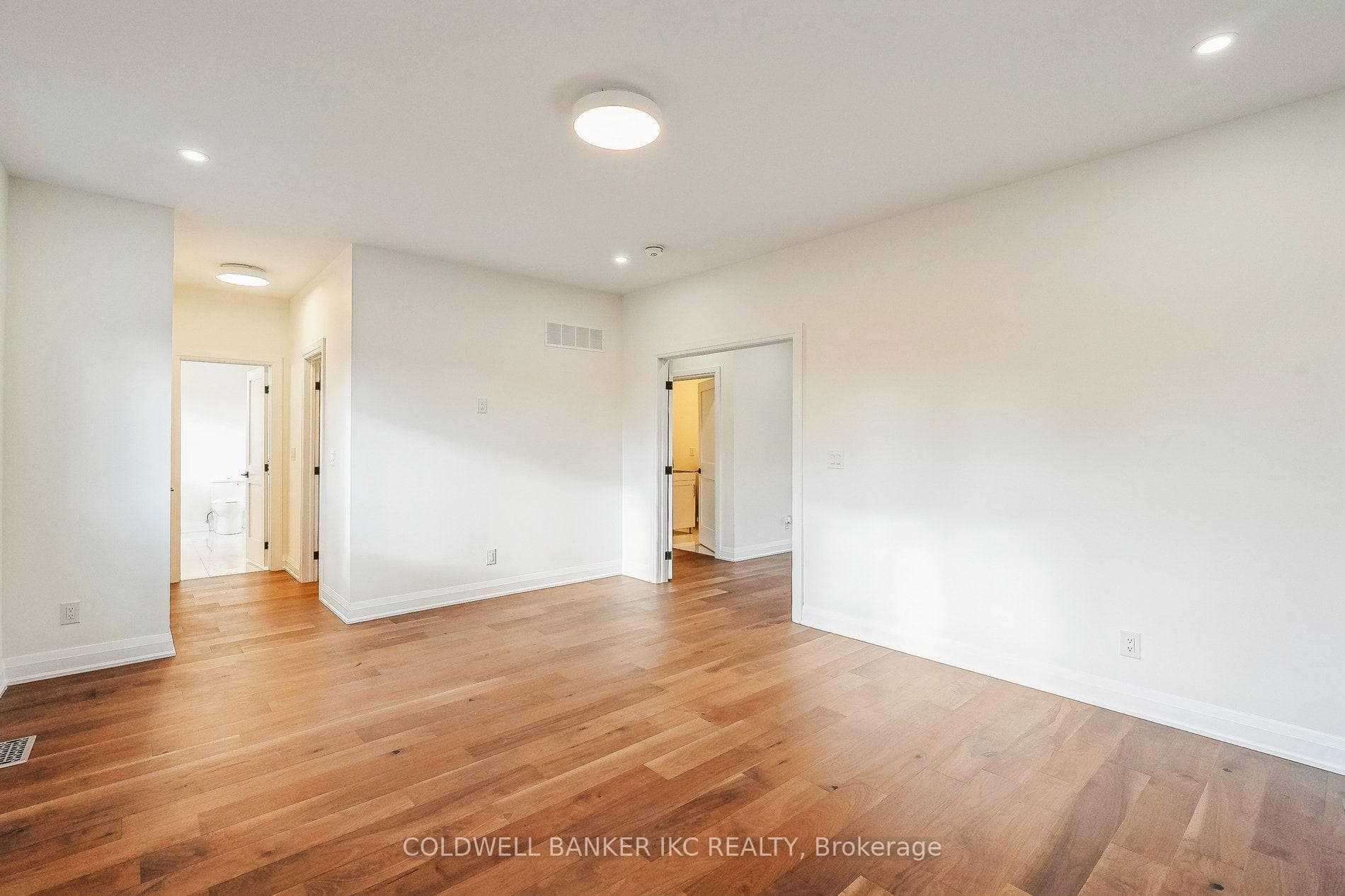 722 Beach Boulevard photo 22
