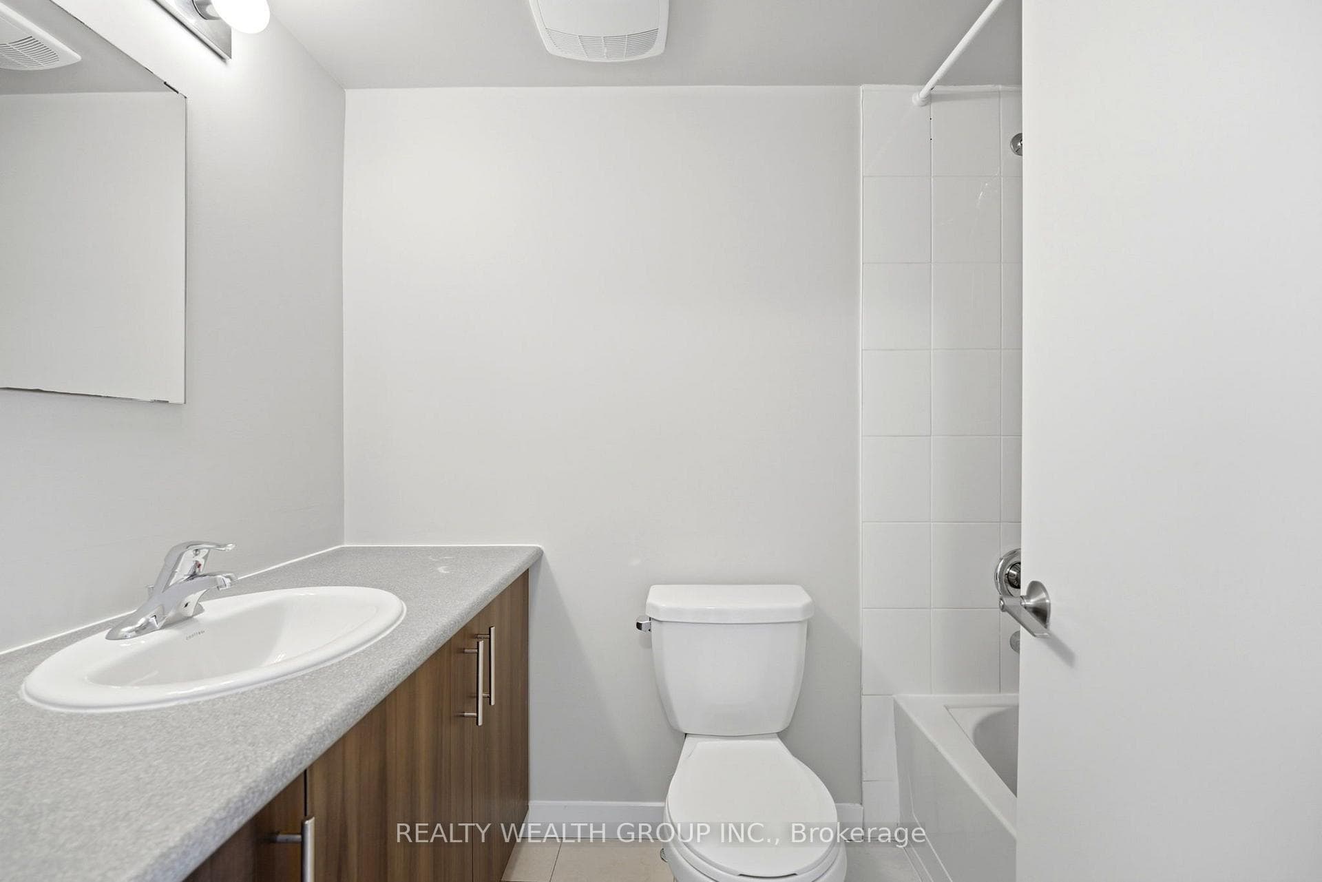 2059 Weston Road Unit 44 photo 20