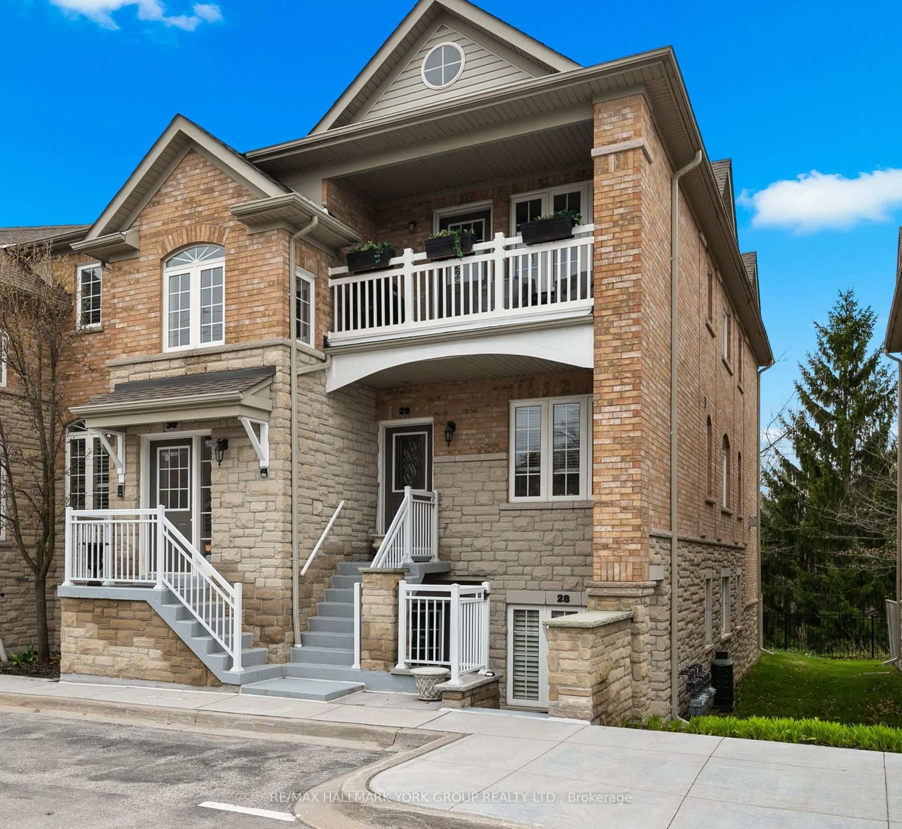520 Silken Laumann Drive Unit 28 photo 1