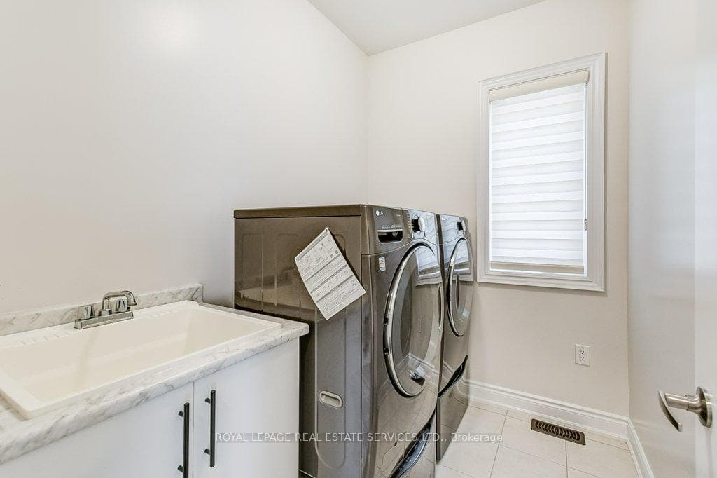 38 Marvin Avenue photo 27
