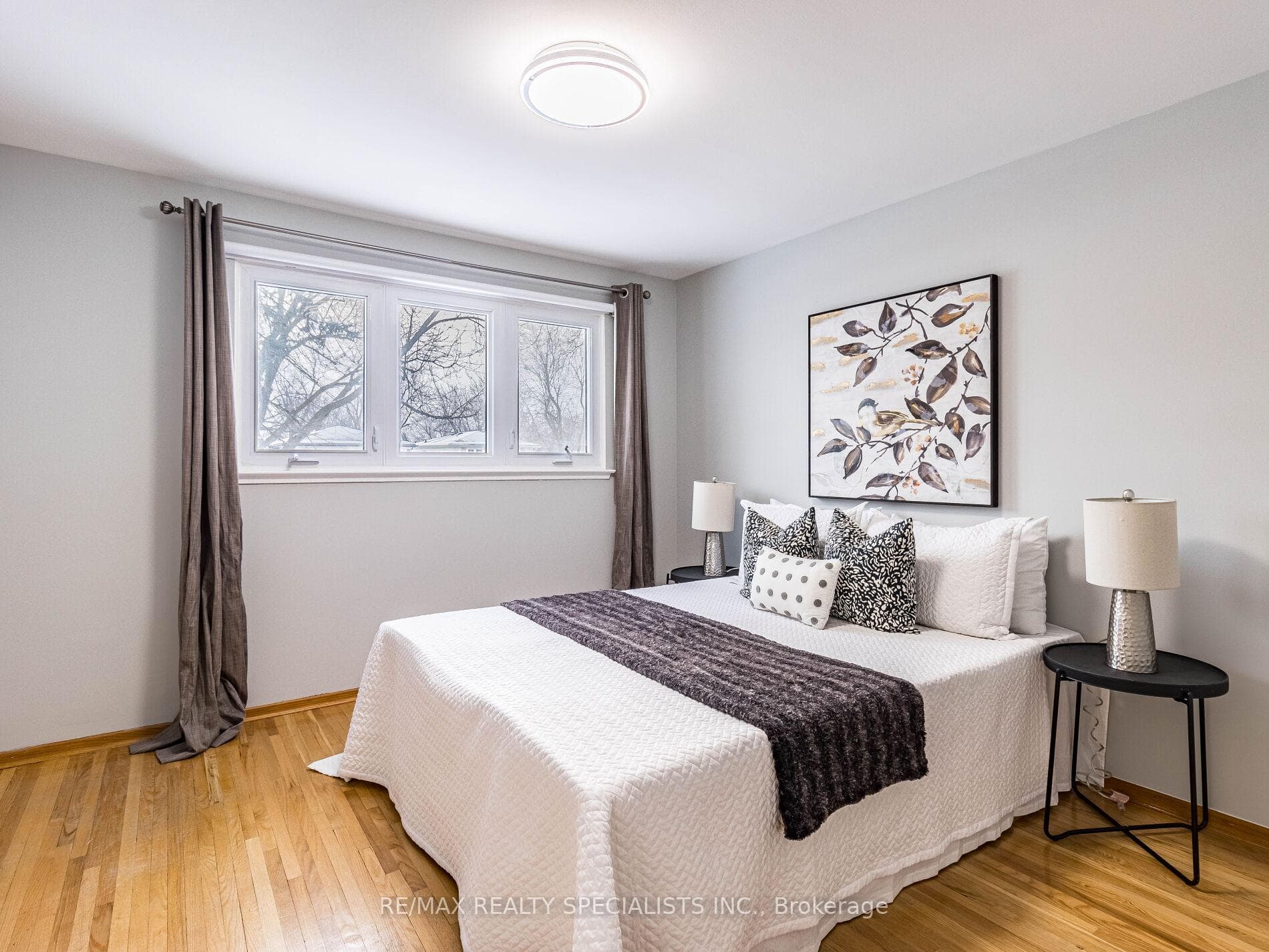 6 Norval Crescent photo 23