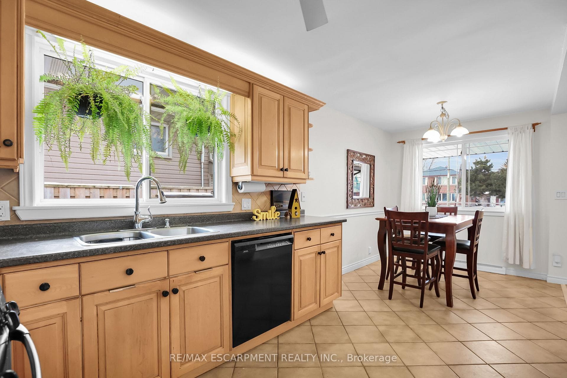 8 Lakeview Avenue photo 11