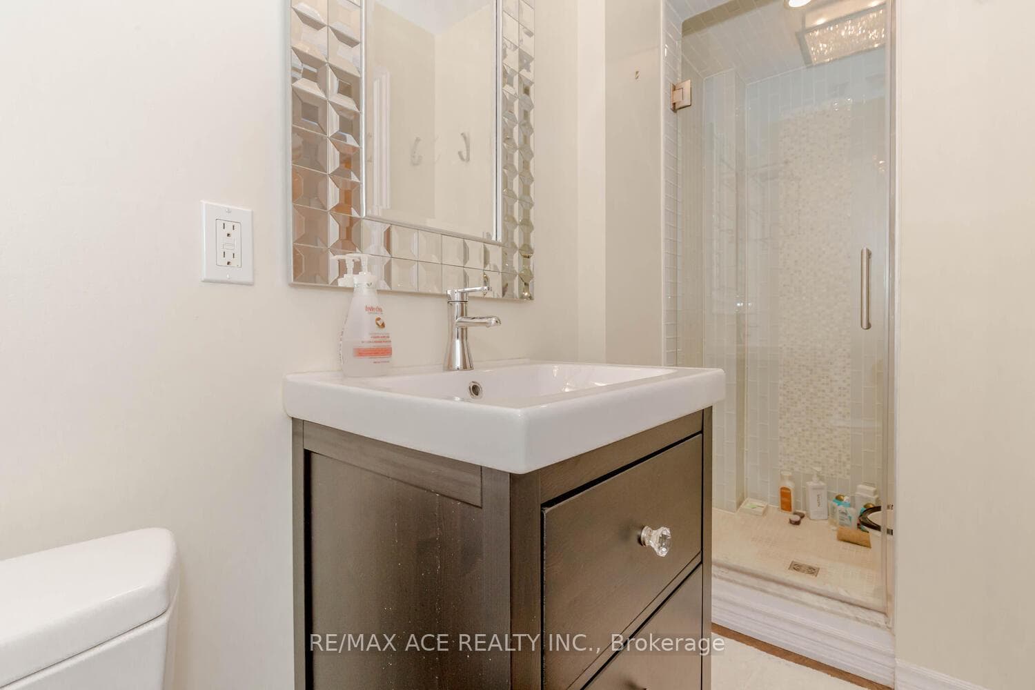 2297 Wuthering Heights Way photo 32