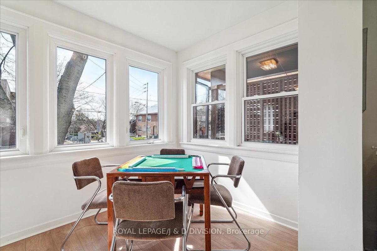 59 Atlas Avenue photo 7
