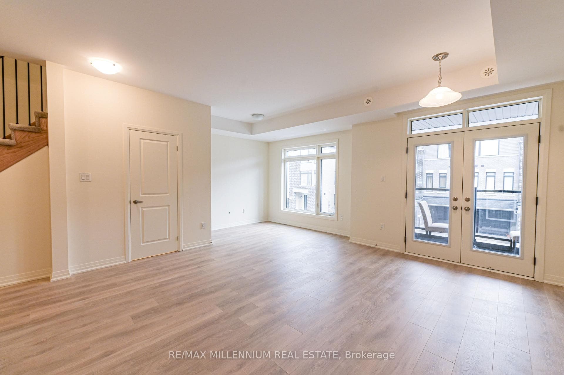 30 Emmas Way photo 20