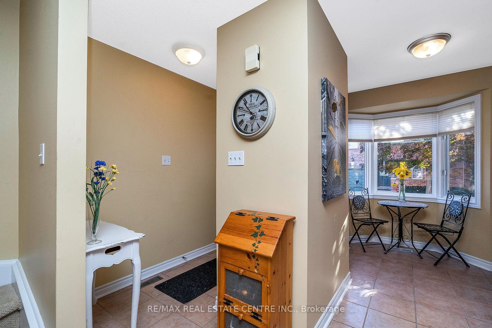 76 RIVER Drive Unit 3 photo 3