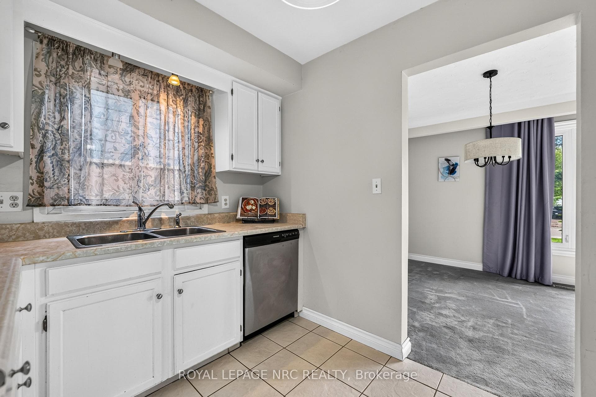 9 Sandy Cove Drive photo 16