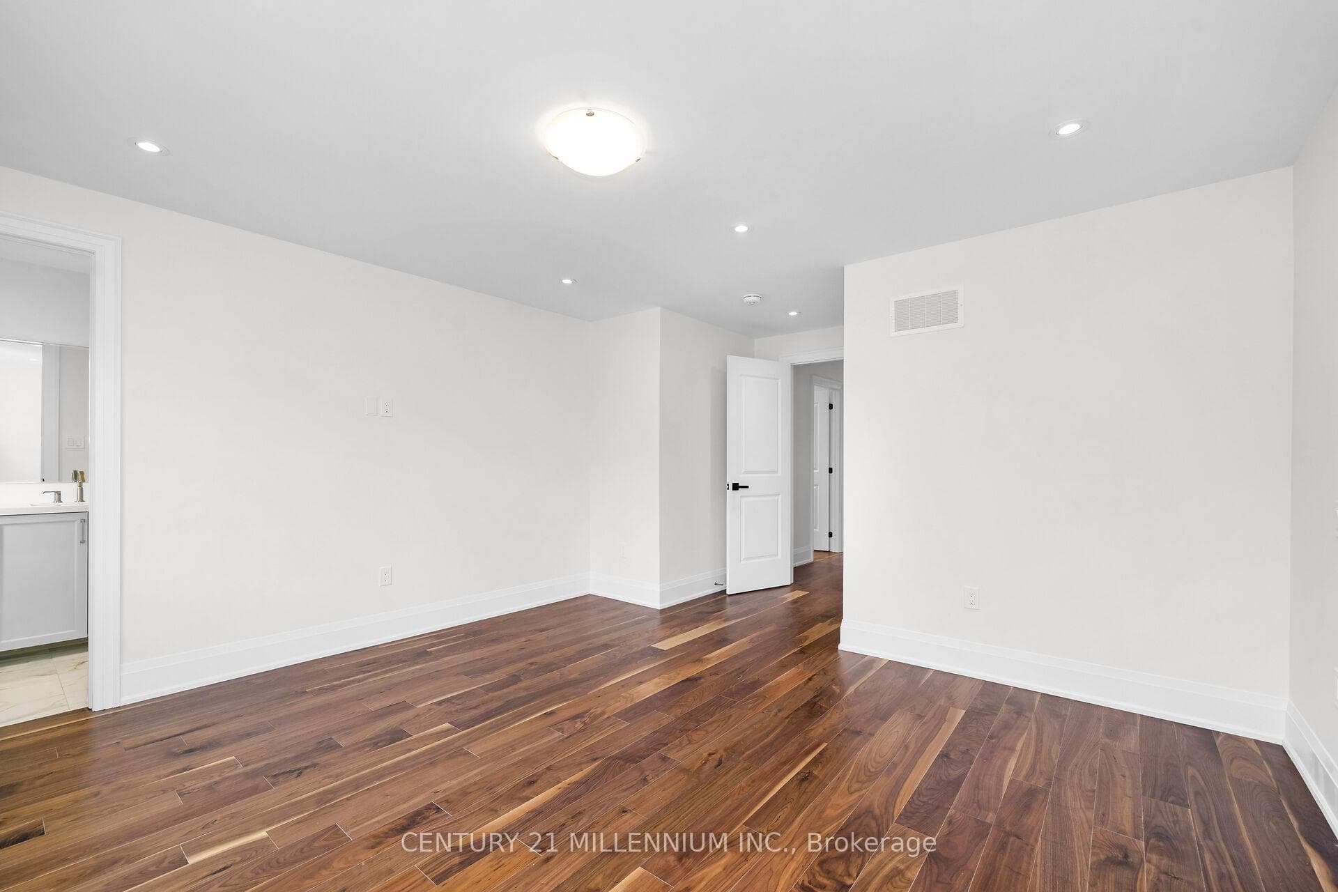 75 Conboy Drive photo 16