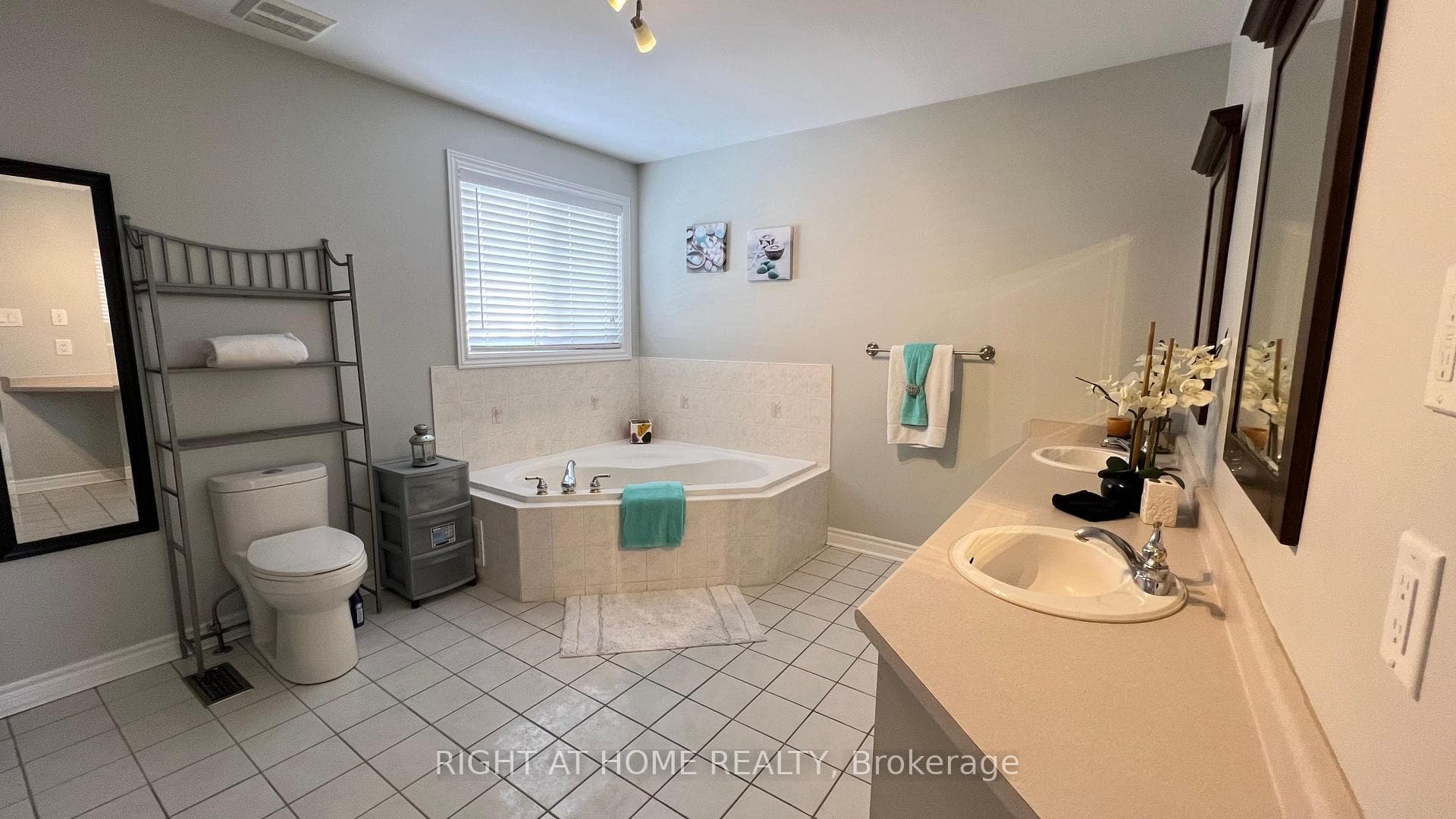 Primary ensuite
