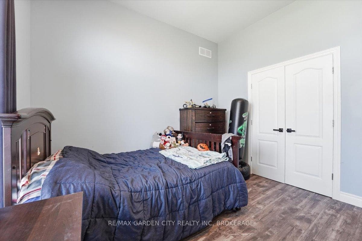 782 North Shore Drive photo 26