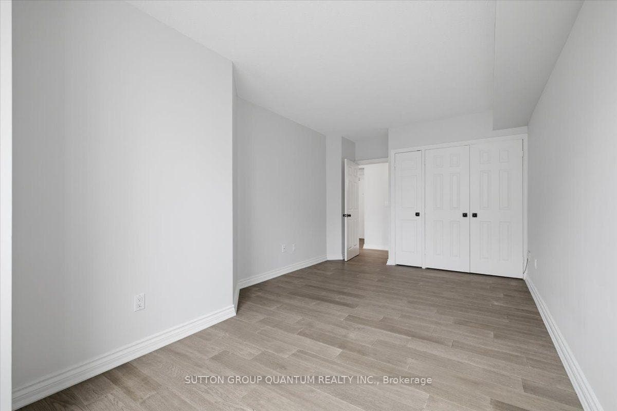 335 Webb Drive Unit PH106 photo 30
