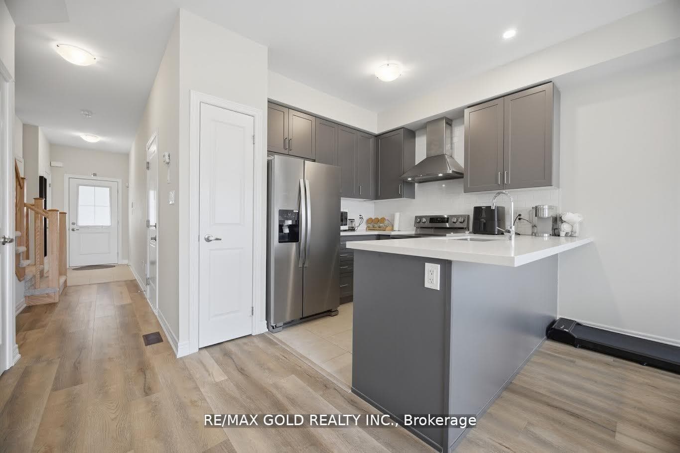 30 Mia Drive Unit 2 photo 6