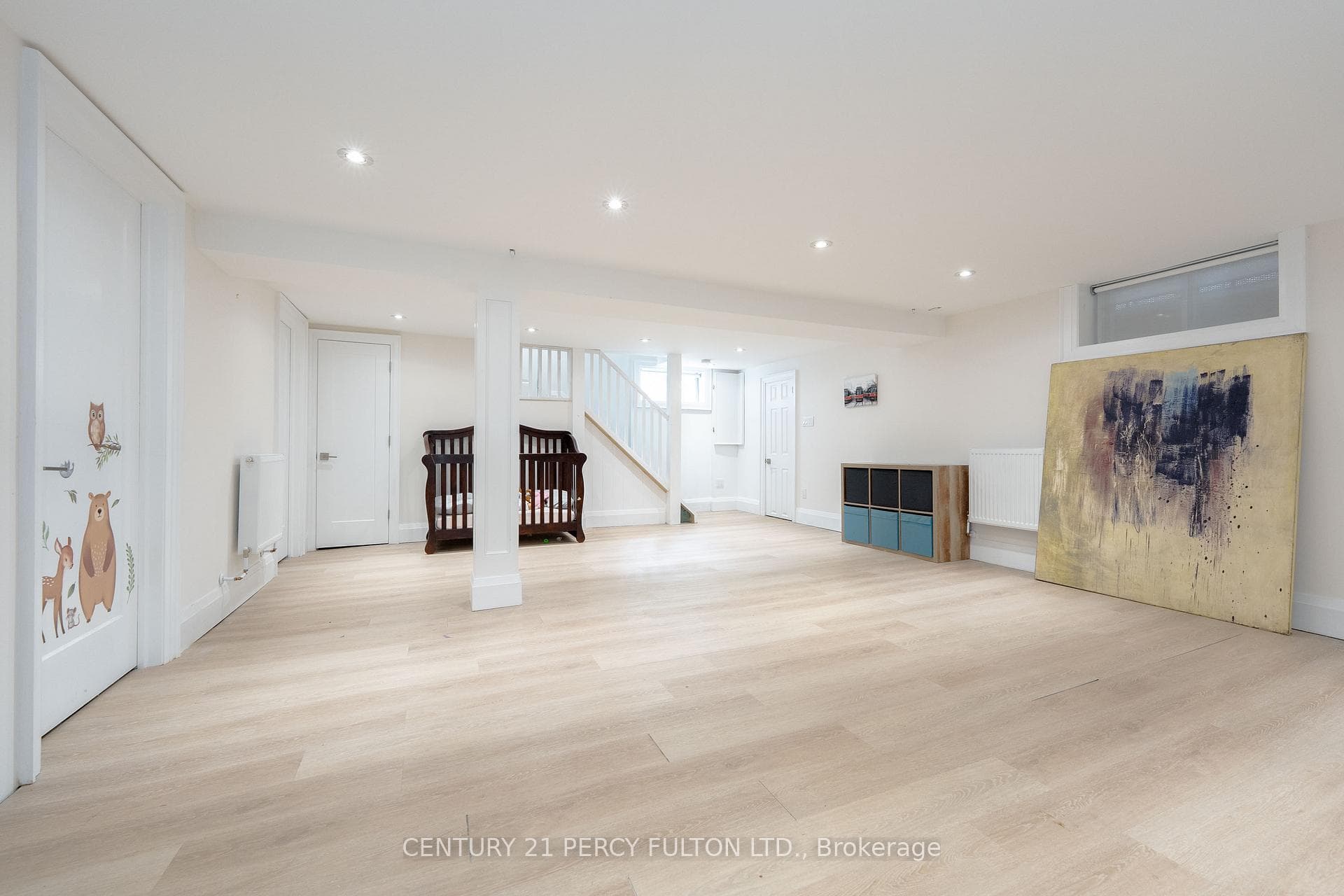 25 Thatcher Avenue photo 40