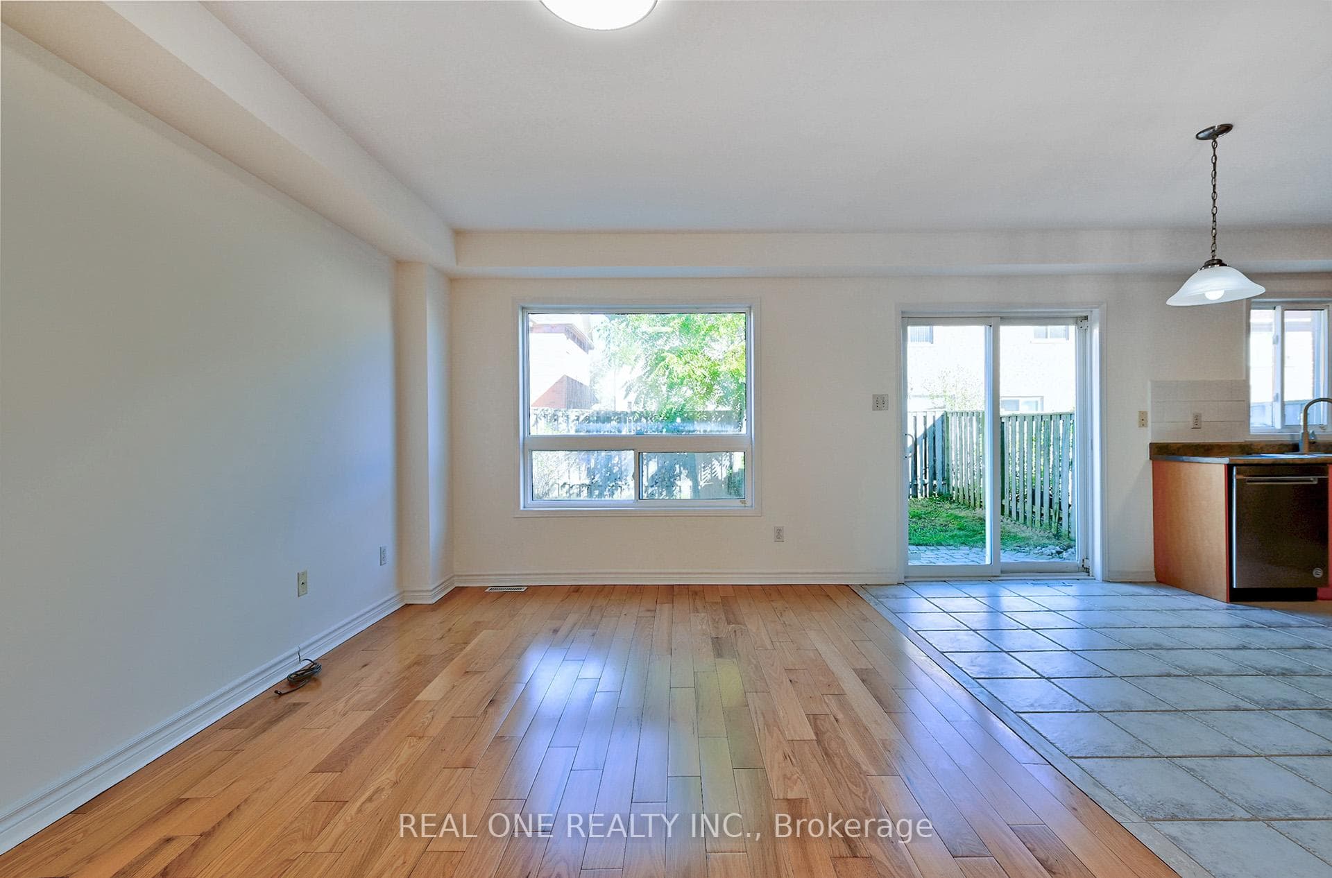 177 Fred Mclaren Boulevard photo 6