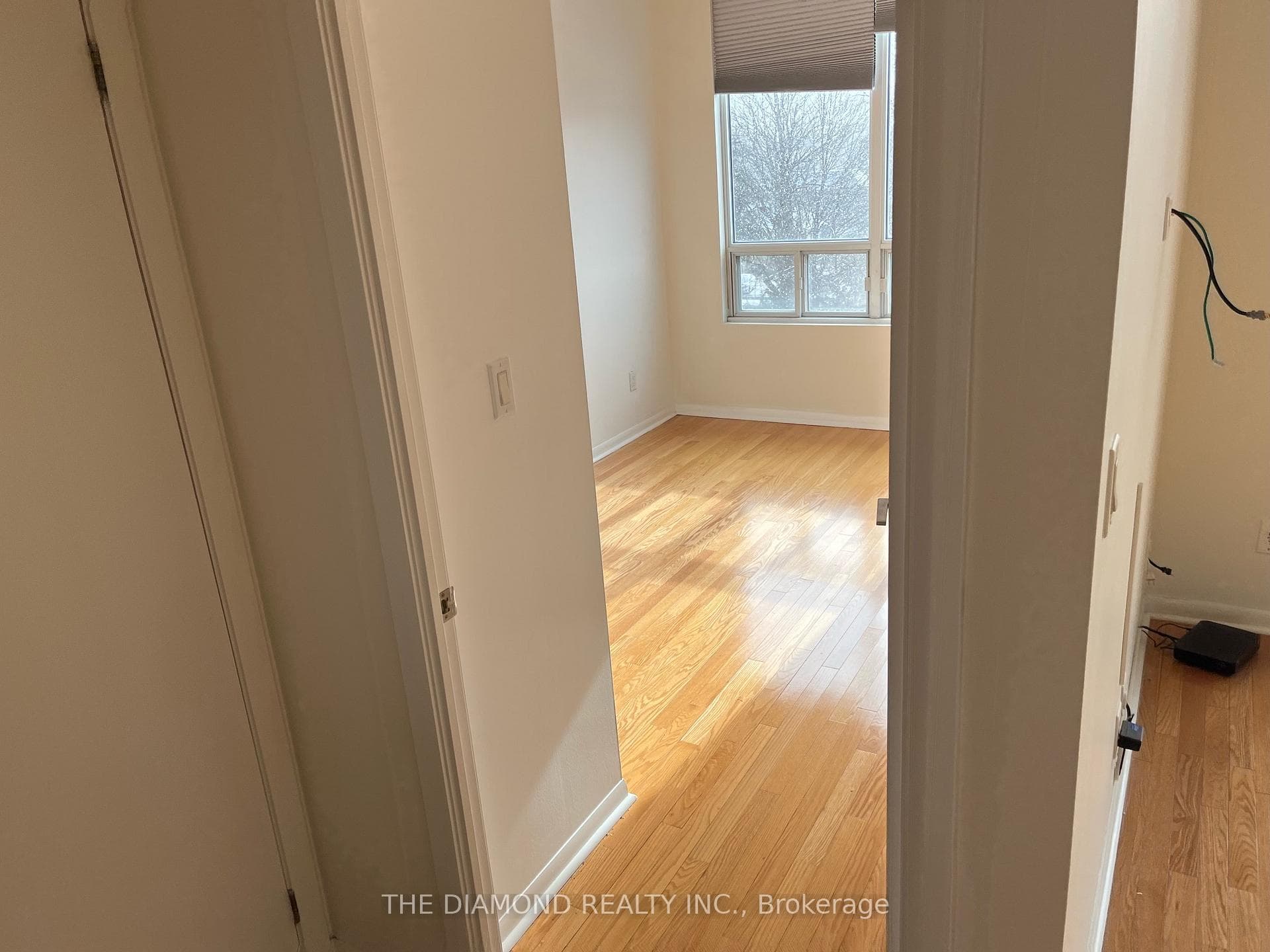 3391 Bloor Street Unit 407 photo 9