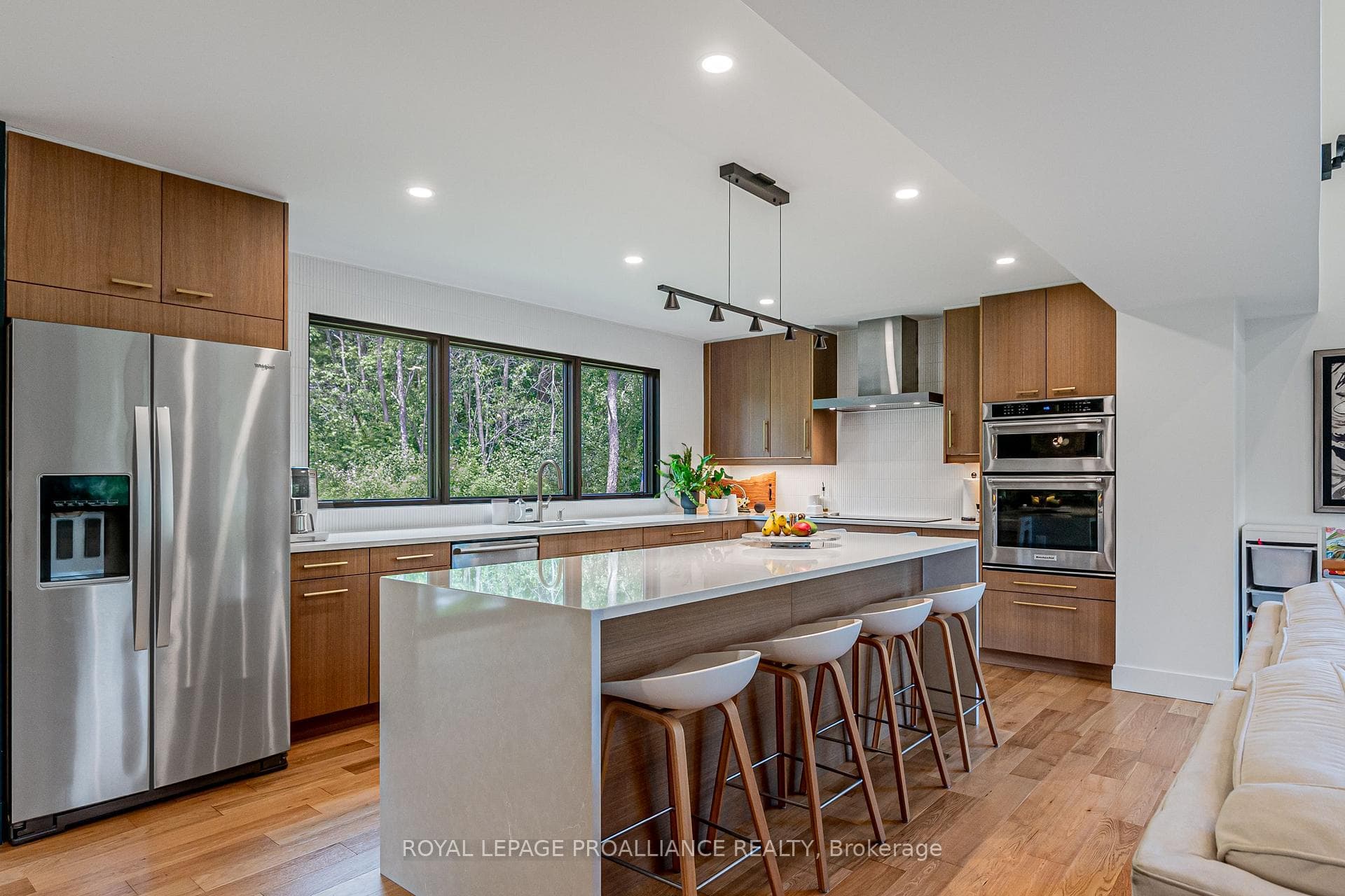 39 Faircrest Boulevard photo 6