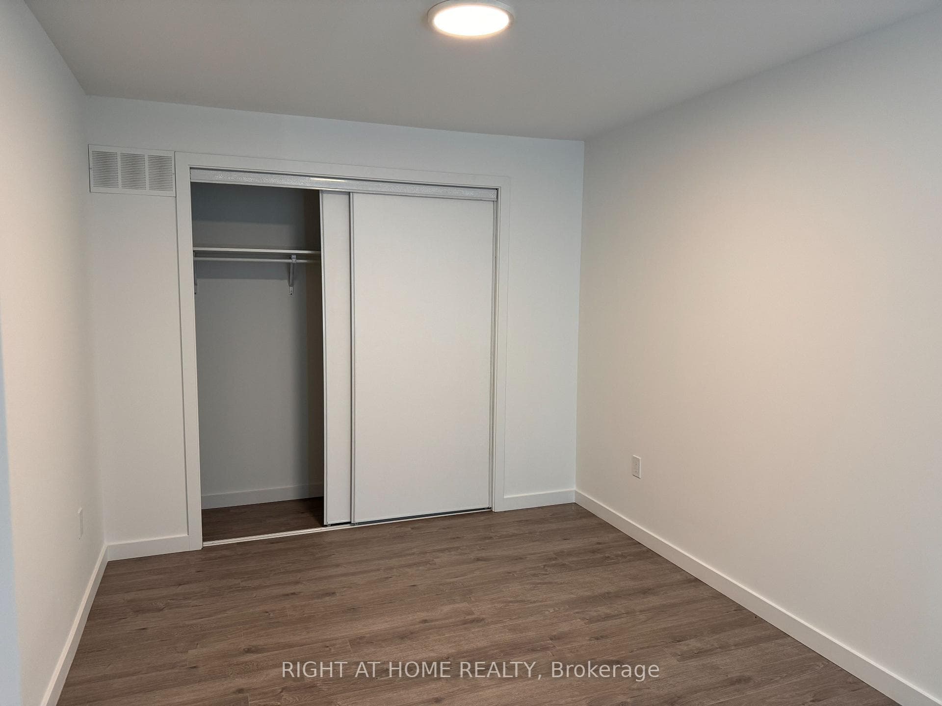 90 Highriver Trail photo 10