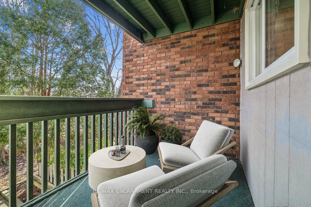 1552 Kerns Road Unit 4 photo 9