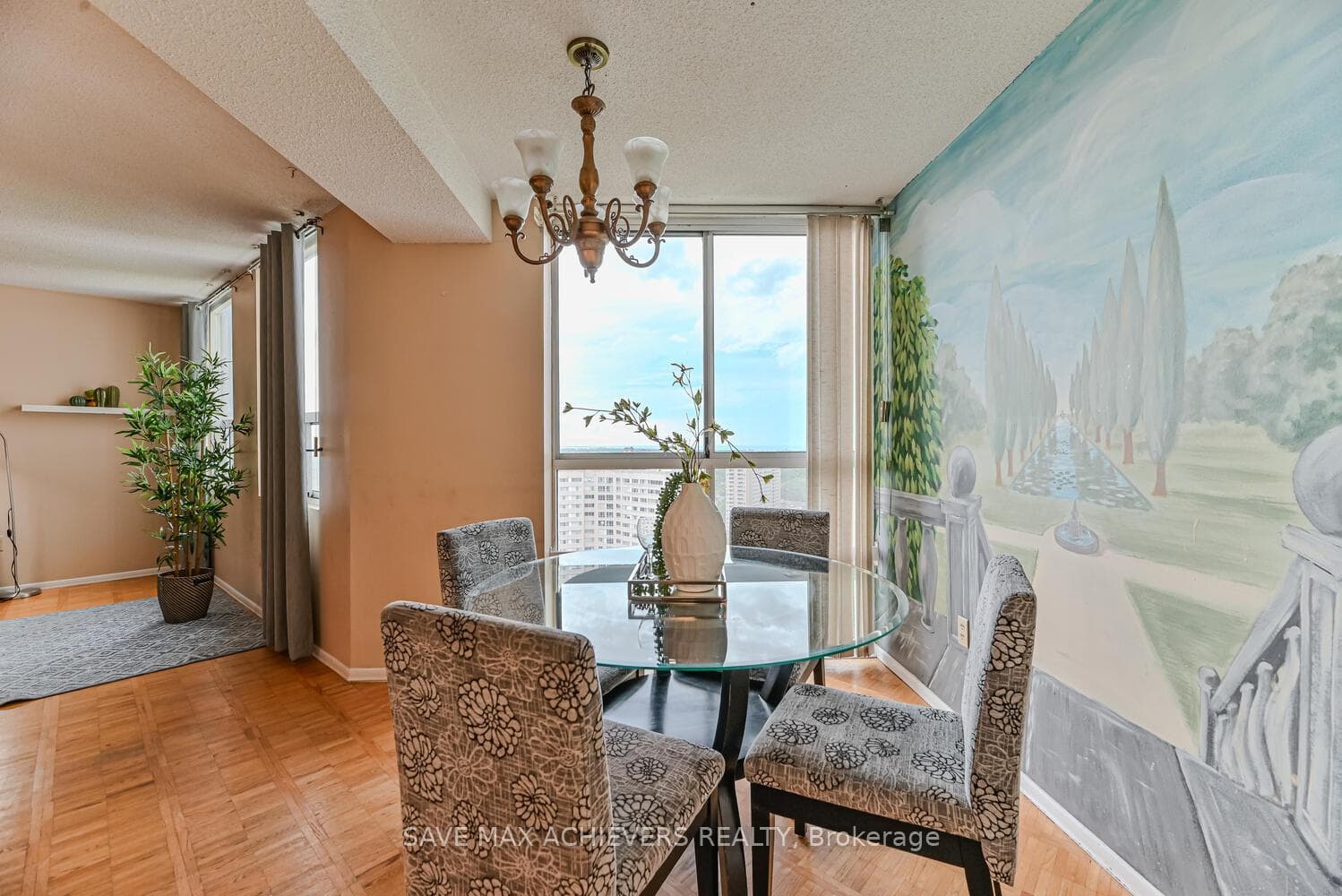 3650 Kaneff Crescent Unit 2502 photo 13