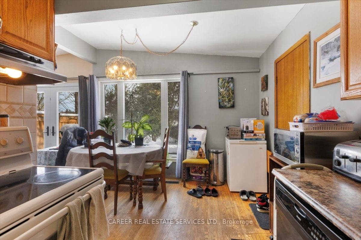593 Central Park Boulevard photo 7