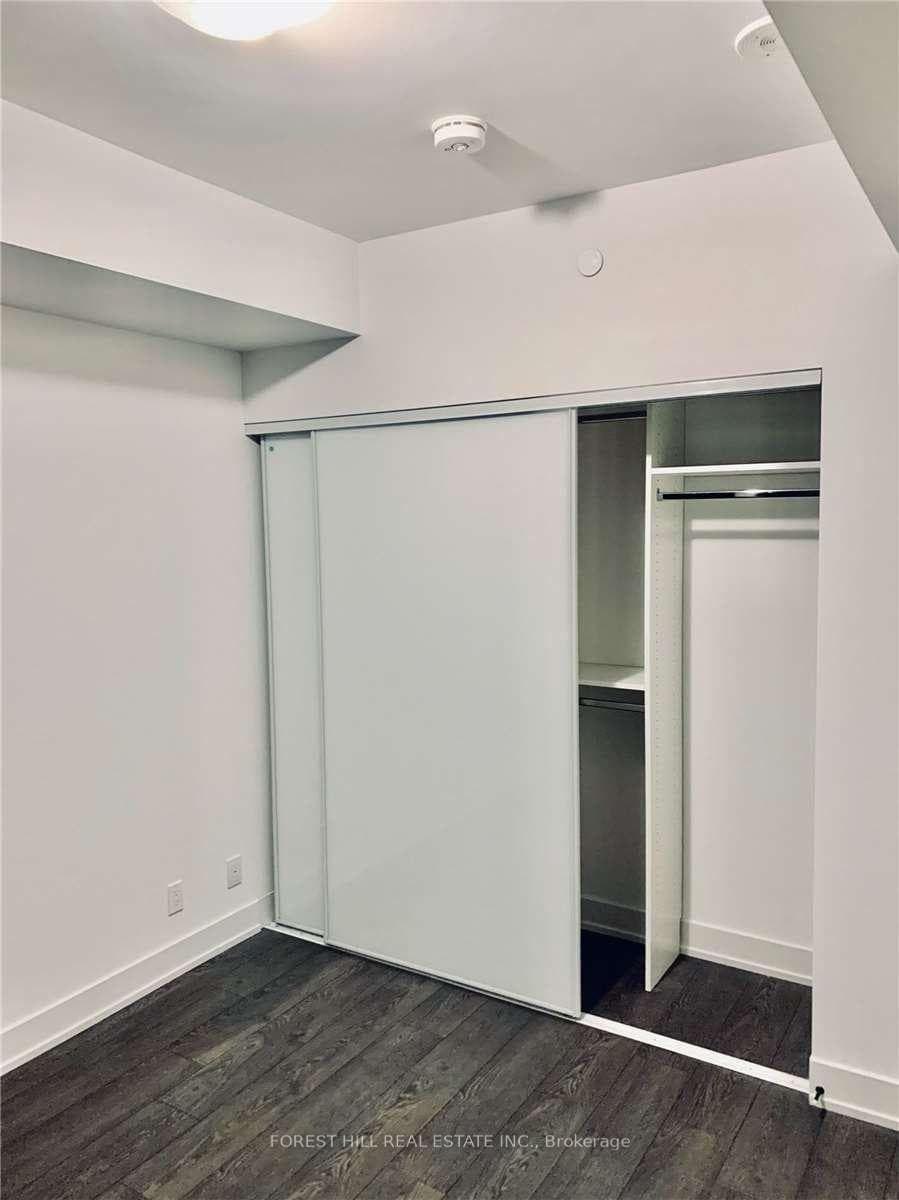 11 Lillian Street Unit 1305 photo 6