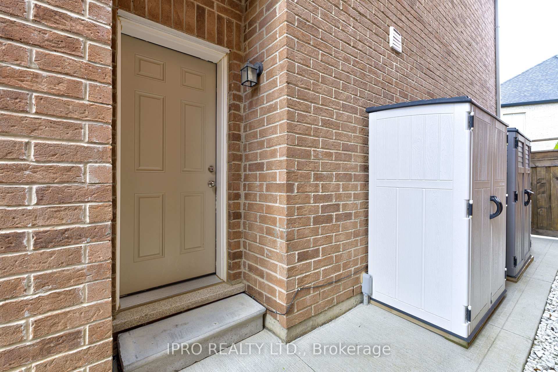 1393 Farmstead Drive photo 40