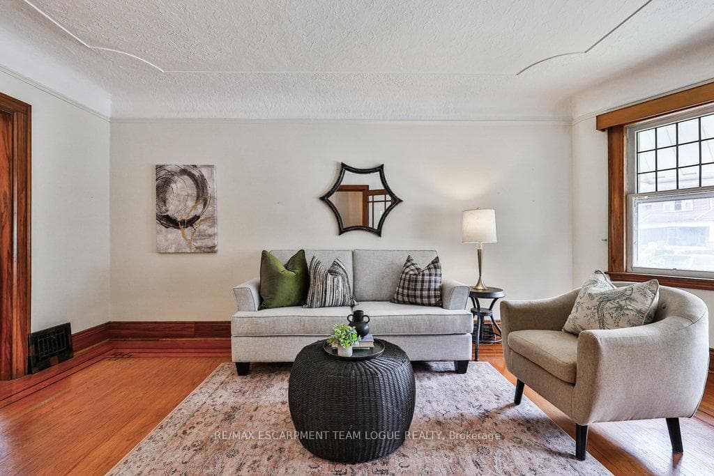 80 Arkell Street photo 7