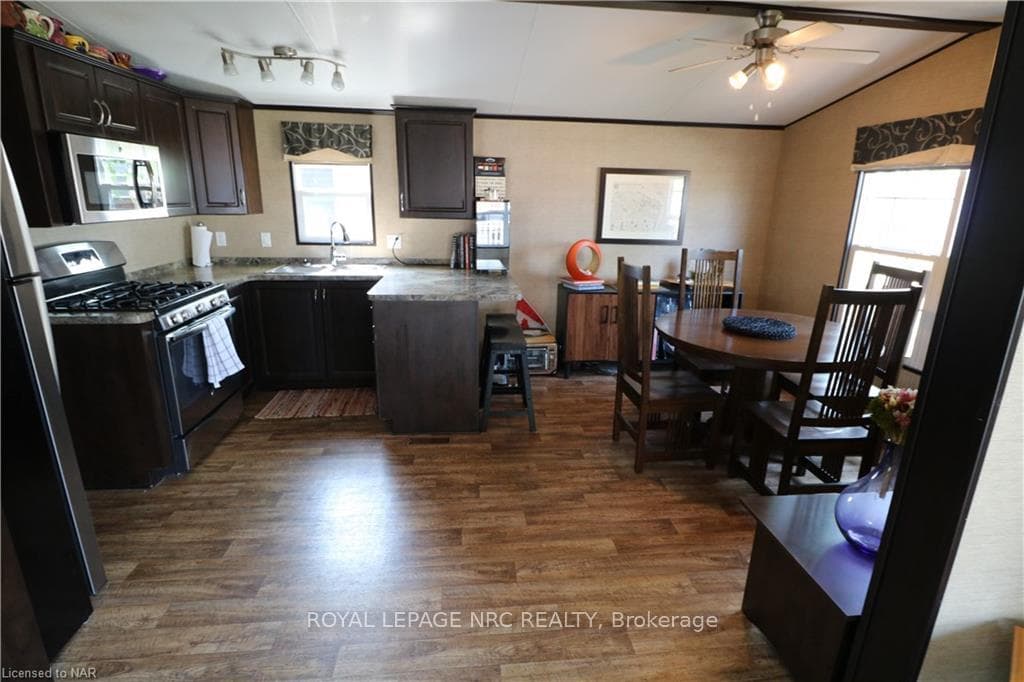 1501 Line 8 Road Unit 143 photo 13