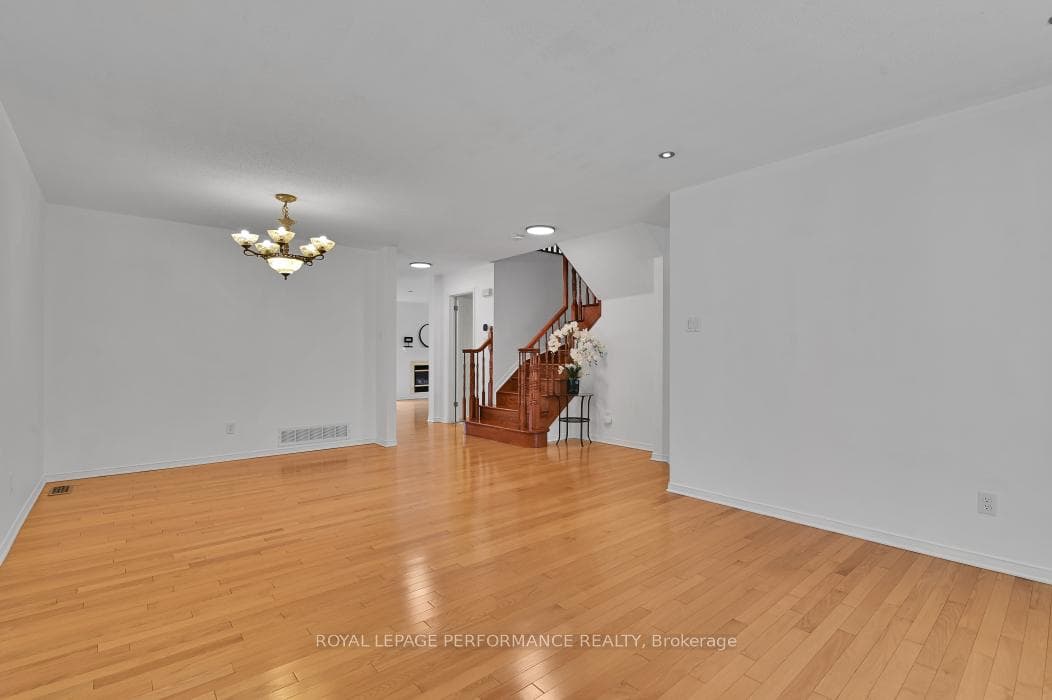 42 Jack Aaron Drive photo 8