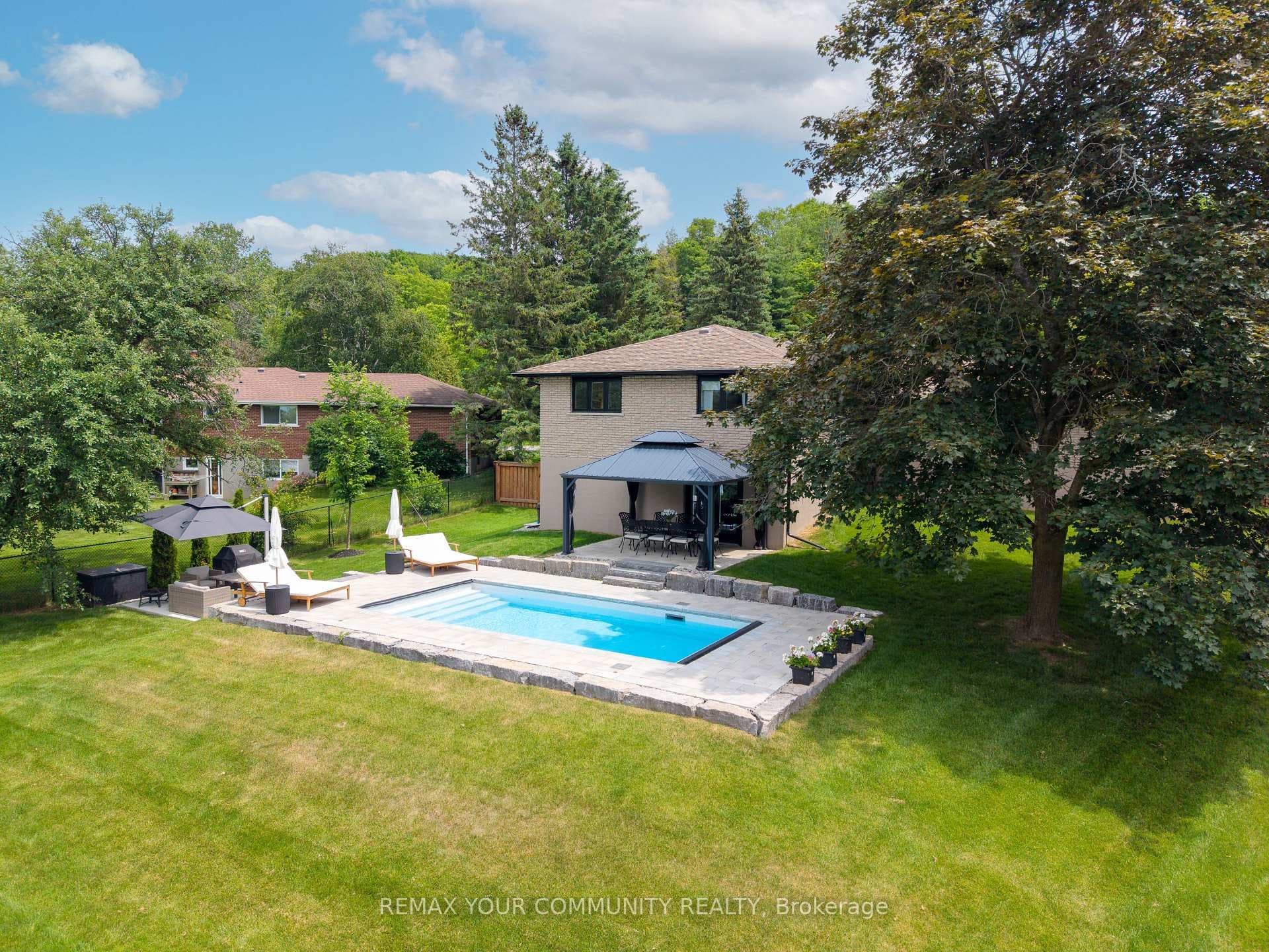72 Cook Drive photo 44